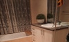 Shared bathroom (separate toilet) 