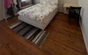 Larger bedroom (queen bed) 