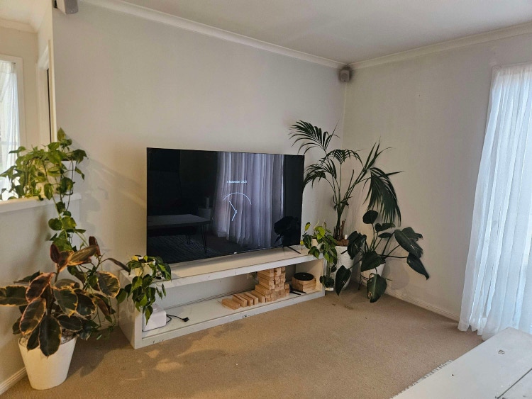 Share house Point Cook, Melbourne | $175pw, 3 bedroom house | GayShare ...